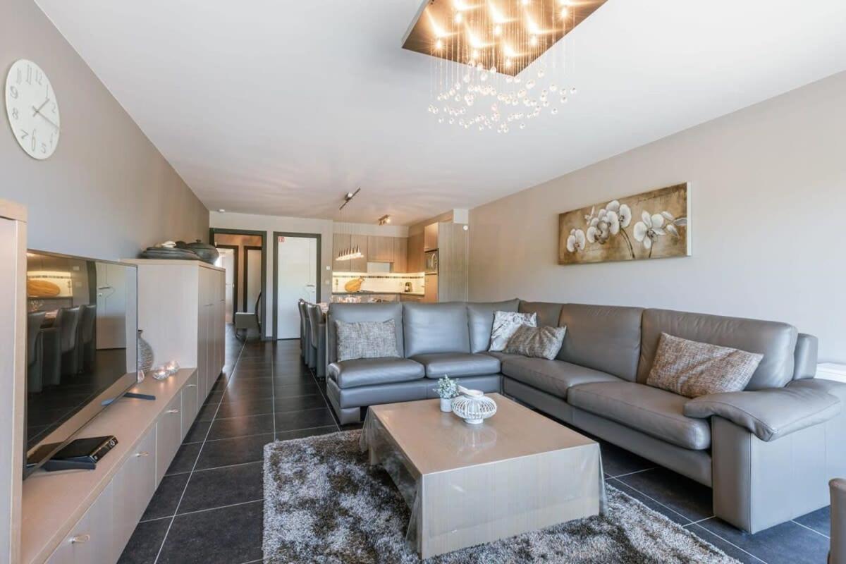 Huswell - Bright Apartment With Parking Near The Beach Бреден Экстерьер фото