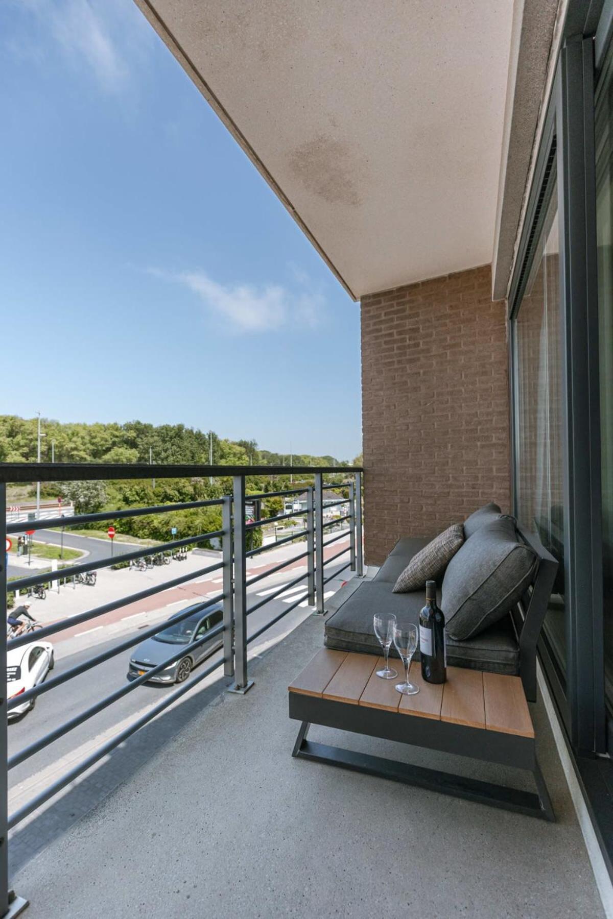 Huswell - Bright Apartment With Parking Near The Beach Бреден Экстерьер фото